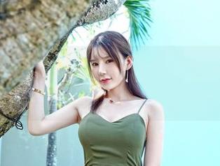 Feilin嗲囡囡 - 鱼子酱fish带你玩转粉嫩的图集，允许嘴角微微上扬！