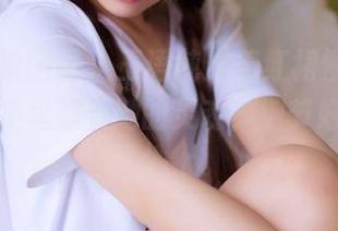 GIRLT果团网 - 王语纯穿着红裙慢慢走，图片合集里藏着她的灵魂？细节好像掉到了地上。