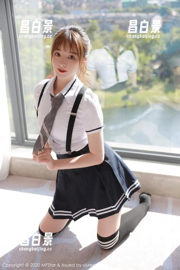 MFStar模范学院 - 新作品上线！徐微微mia的黑白作品，让我忍不住多看几眼。-昌白景