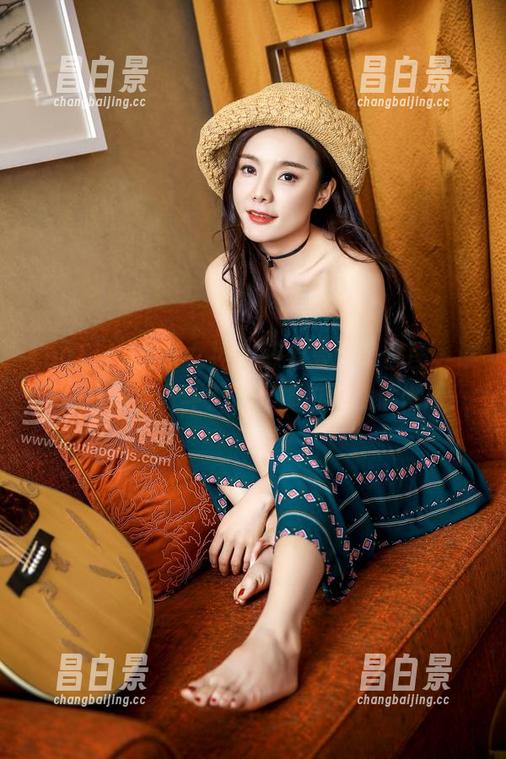 TouTiao头条女神 - 陈怡曼运动套图，谁还在沙发上奋斗？你家那位可别偷懒哦！-昌白景