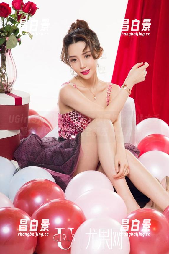 UGirls尤果网 - 在布莱尔昆娜的在线水手服合集中，你可能会想去船上过把瘾-昌白景