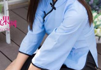 UGirls尤果网 - 感觉李凌子的JK图库是海洋，下载进去没底啊！