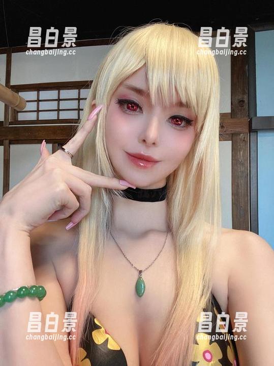 你见过穿着体操服的Vinnegal吗？照片里，她就像在说‘我只是在伸展’！-昌白景