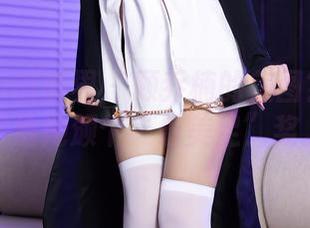 XIAOYU语画界 - 顾乔楠的美图？看了只想给她颁个“最美足”奖。