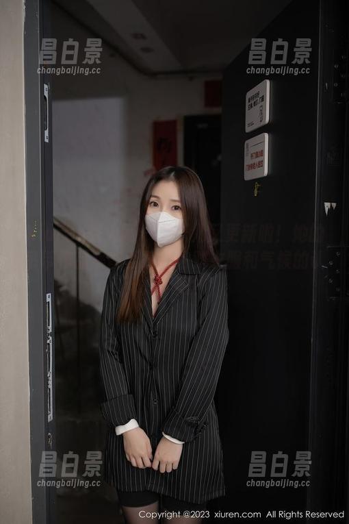 Xiuren秀人网 - 刘钰儿又更新啦！她的吊带作品集能否打破你对衣服和气候的认知界限？-昌白景