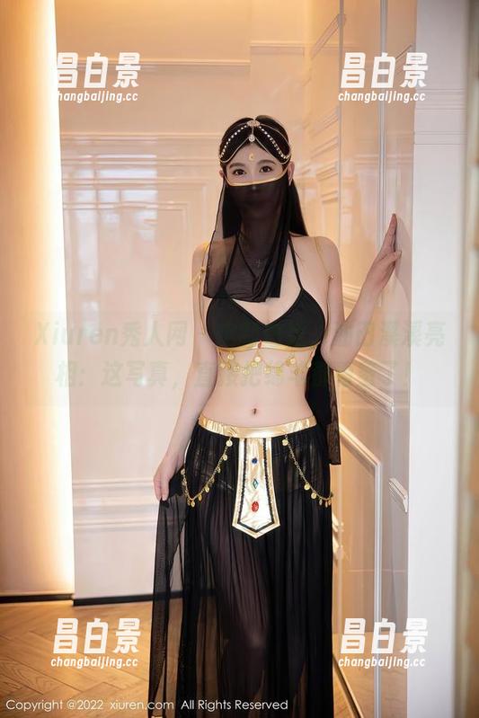 Xiuren秀人网 - 定制白裙，油田溪溪亮相：这写真，直接把绵羊都看羞了！-昌白景
