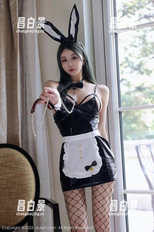 Xiuren秀人网 - 不得不下载的鹿小茜吊带，不然怎么对得起我的审美？-昌白景