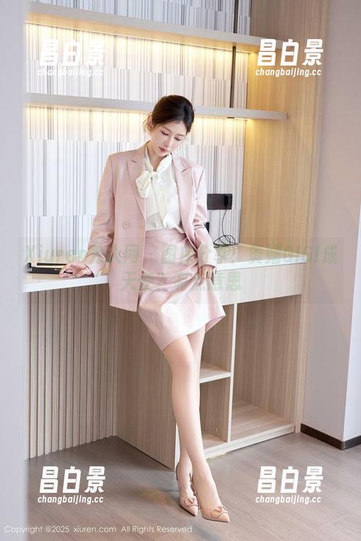 Xiuren秀人网 - 图库分享：黄婧GIGI成天使？有点意思-昌白景