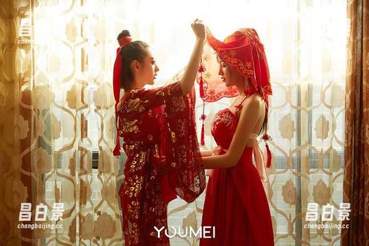 YouMi尤蜜荟 - 免费写真！李纤纤的修女造型，果然不简单呀～-昌白景