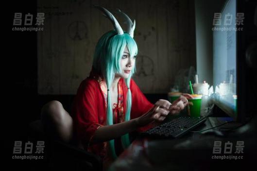 一米八的大梨子的汉服精选，咋就好像随便一拍就成了攻略呢？-昌白景