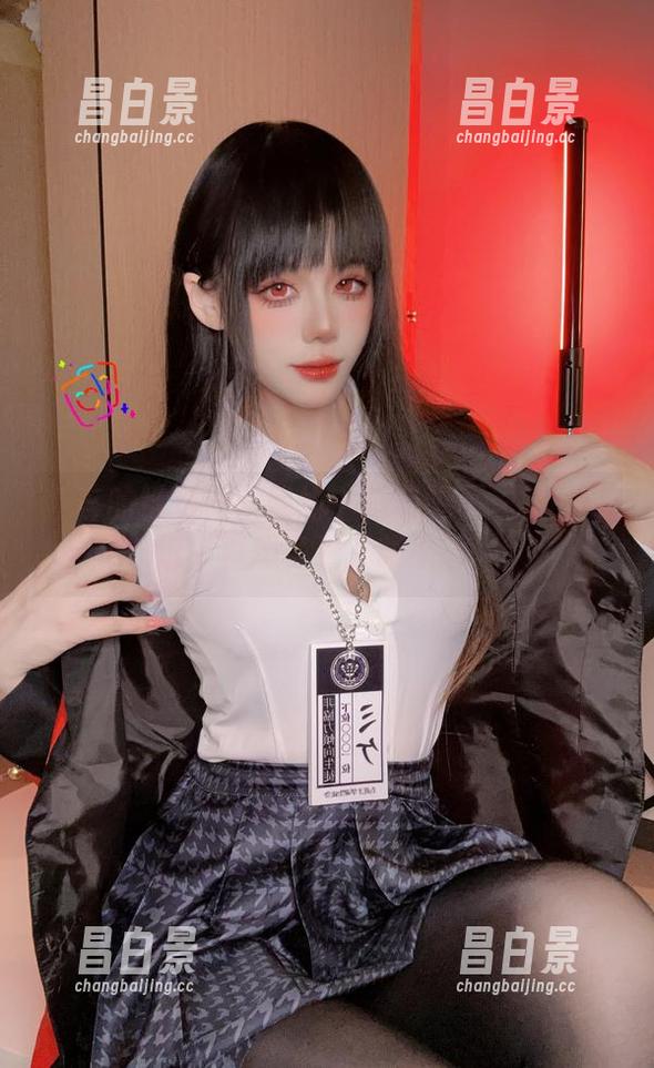 九言的妹妹——隐约中总有些不一样的味道，真想多看几眼原图。-昌白景