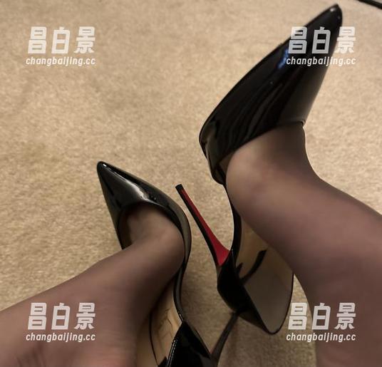 微密圈 - 就问，你见过这么搞怪的保守的二舅妈无尽性感合集吗？-昌白景