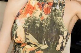 克拉女神 - 这不科学！忆之最新女友原图竟能让我手忙脚乱吓到邻居，怎么做的？