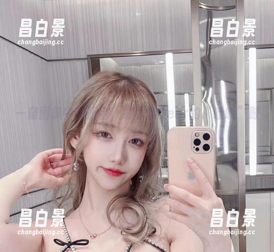 一窥图集中的妍宝，啾小妍Deer的“哇哦”时刻-昌白景