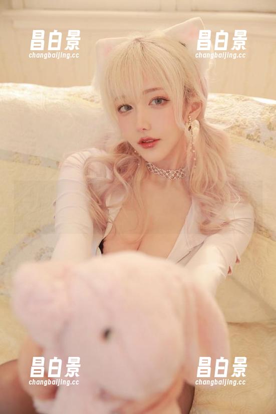 啾小妍作品集又更新啦，金发芭比们都在等你来打卡！-昌白景