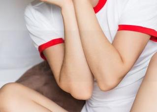 头条女神 - 筱溪释放的兔女郎全套，图片里有种无法言喻的俏皮。