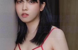 不怕冷的宋哈娜(송하나)，微型比基尼写真合集上线！你敢猜她是不是有带风扇？