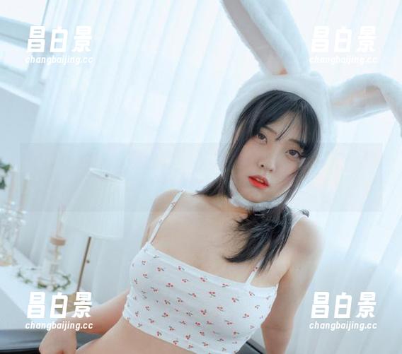 网盘里的宋哈娜合集：不是你想的那种瑜伽，我才不在乎呢-昌白景