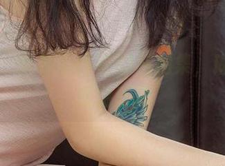 尤果网 - 女神工作室的私拍集，琳丽的灵感游乐场
