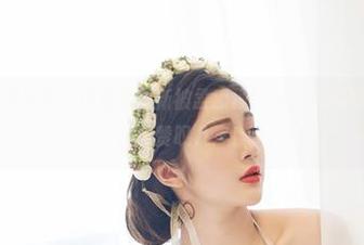尤物馆 - 私房图集：短裙的清新被孟狐狸FoxYini演绎得刚刚好，真想赞叹几声！