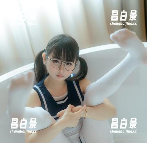 这张照片让我想到了……幼水铃衣的‘套装’和我还有距离，咋整？-昌白景