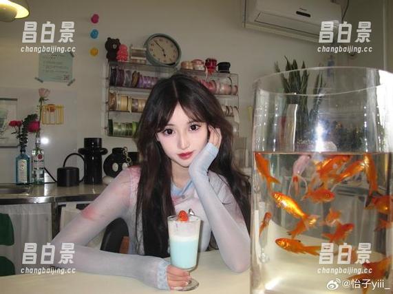最新图册上线,怡子yiii和樱花的搭档,竟让我想多看两眼?-昌白景 最新图册上线,怡子yiii和樱花的搭档,竟让我想多看两眼?-昌白景