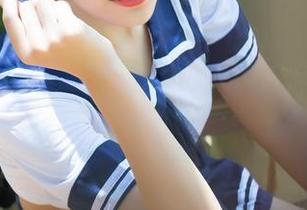 推女神 - 发现了刘钰儿的长腿隐藏修图技巧，原图集教你如何“染”腿！