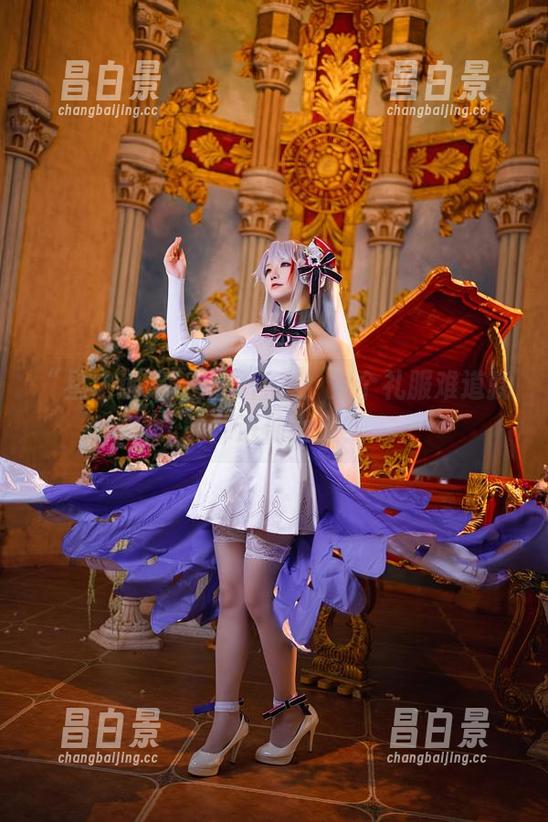 “星之迟迟”礼服合集：穿个礼服难道就能掉进仙女池？-昌白景