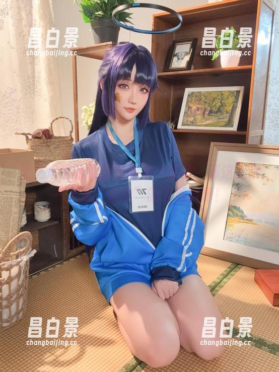 星之迟迟的原图如果是一道菜，那这美腿一定是“恰意”的豆腐脑吧！-昌白景
