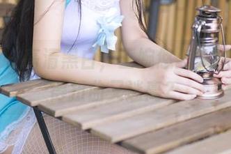 果团网 - 高清黑白，王婉悠怎么把简单变得扭曲又迷离？