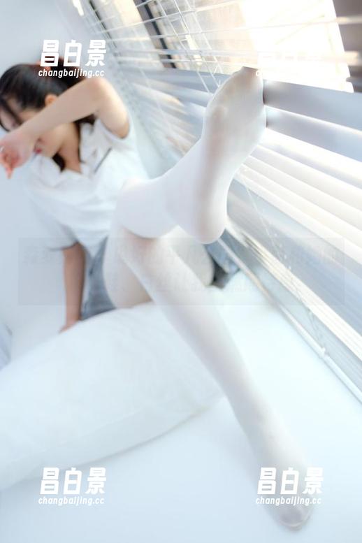 森萝财团 - 说好的平凡公园？小茵和她的帆布鞋、白丝让我重燃期待感-昌白景