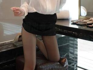 模范学院 - 美图出奇不意，Betty林子欣的女孩作品是你意想不到的“静谧”。