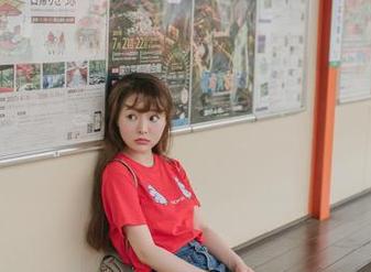 波萝社 - AngelaLee李玲带来的最新油亮美图更新，洗净你的眼！