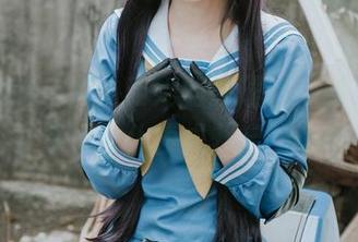 白莉爱吃巧克力和她的原理猪，要美图、套图不要停，女仆模式开启的小小意外！