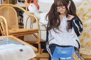 漂亮的水手服，美图跃然纸上，神沢永莉果然不简单。