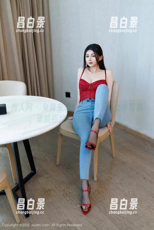 秀人网 - 免费来袭！于诺诺ise女仆写真，谁能拒绝这样的“服务”！-昌白景