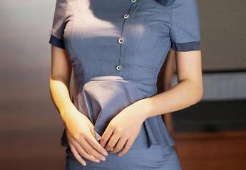 秀人网 - 在线林文文yooki带你户外，她一边拍绝美写真一边卷心菜施展黄蜂飞！