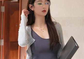 秀人网 - 把高清和裤里丝拍成诗，沐沐baby的姿态难以忽视