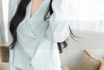 秀人网 - 糯美子写真集：这身礼服，究竟能撑几分清新？