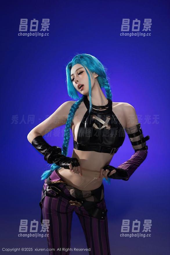 秀人网 - 萌奈子的女仆奇遇记：无圣光无所畏惧，原图才是真情-昌白景