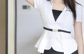 秀人网 - 原图直击心扉，清纯黄歆苑宛如邻家女孩般的模样。