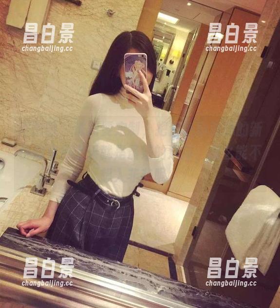 微密圈 - 谁需要定制，把紫色哒豚豚的新货图集捧上天就是最好的选择，怎么能不想入非非呢。-昌白景