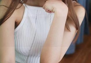 美媛馆 - 王馨瑶的肉丝之旅，一个图集带你“悄悄”靠近心底