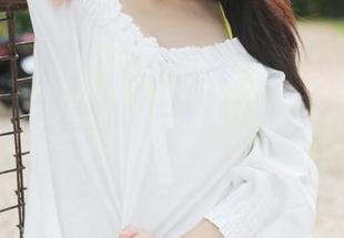 美媛馆 - 这白裙不仅仅是王馨瑶yanni的选择，图包里的每一张都让人想一直看下去。