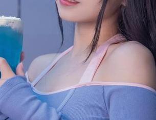 深海里的大凤红旗袍，准备好刷一遍免费图册吗？自闭颜球球会带来一腔怀旧哦！