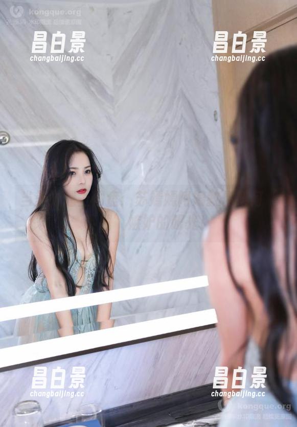 当美脚遇上网盘：苏嫣嫣阿姨教你如何‘下载’嫉妒的眼光！-昌白景