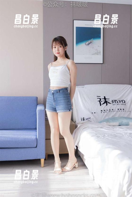 袜啵啵 - 礼服惊艳，糯米带来免费资源，你还在等什么？-昌白景