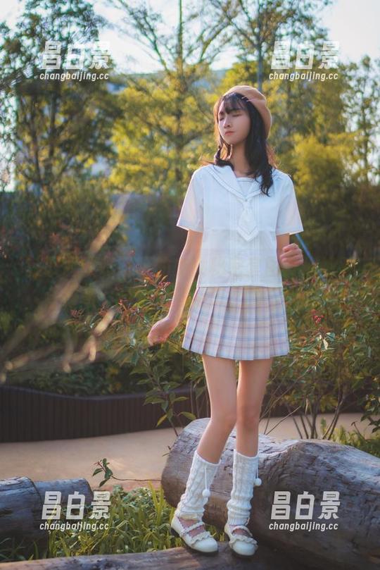 获取西呱呀呀呀的少女秘密套图，你绝对会好奇：这一切到底怎么拍出来的？-昌白景