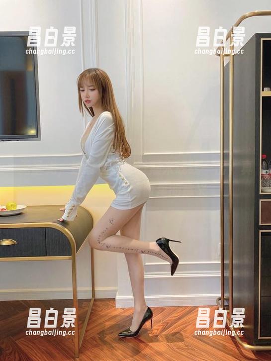 无圣光，透明照片，过期米线线一出，真让人深思这画面里的意义-昌白景