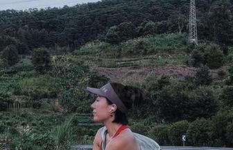 微密圈 - 在鹿瑶的御姐写真里，腿长到你想哭，高清依旧不走心？